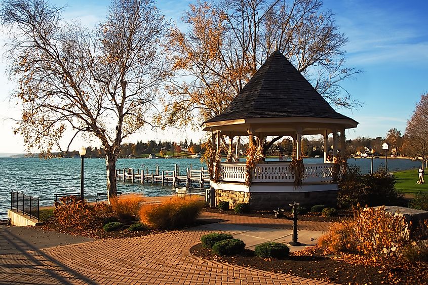  Gazebo and small park along the shore of Skaneateles Lake in Skaneateles, New York.
