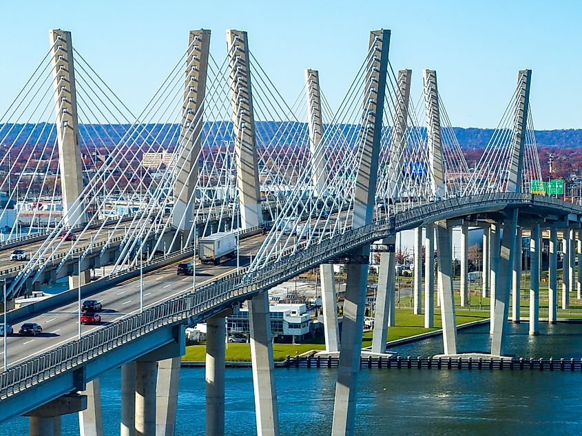Aerial view of the New Goethals Bridge. 