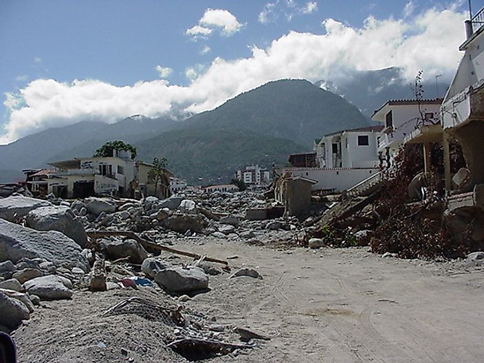  Los Corales, a 75% destroyed neighborhood due to the Vargas landslides, via Wikipedia.com