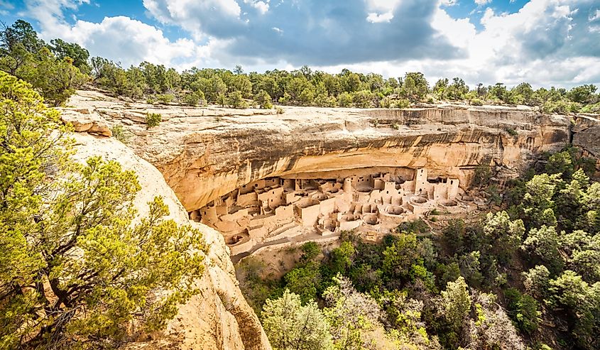 Cliff dwellings in Mesa Verde National Parks, Colorado, USA