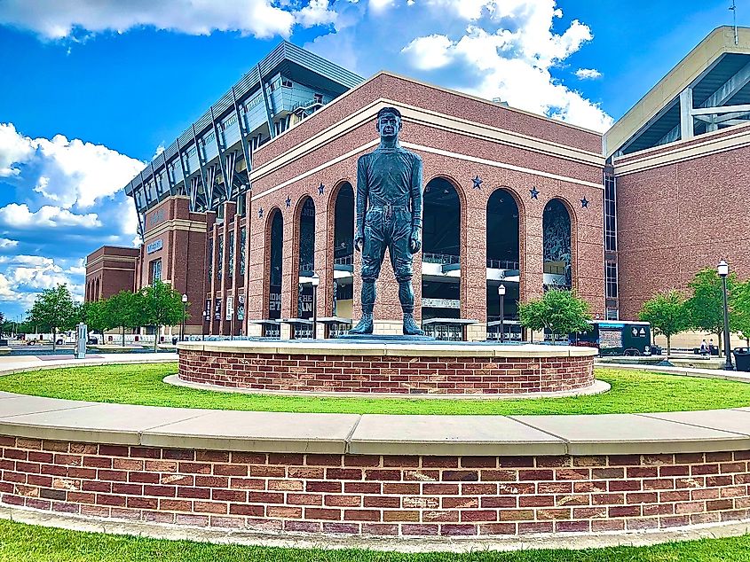 Kyle Field 12th Man Statue
