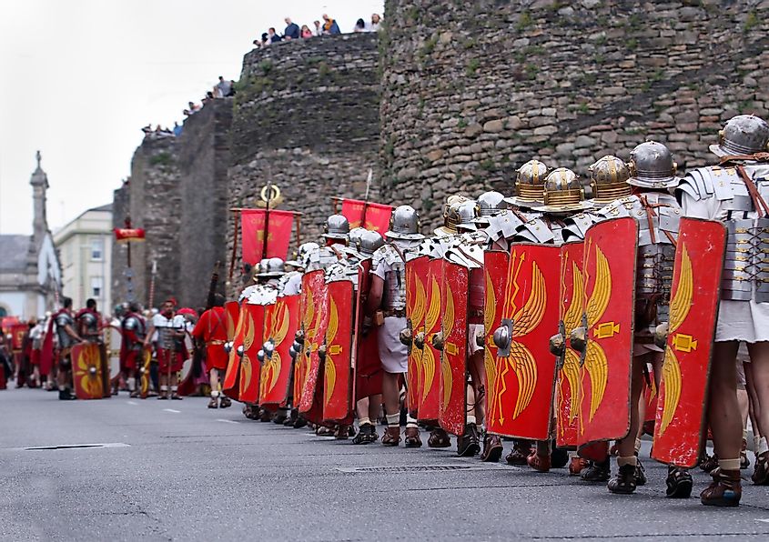 Lugo, Spain. 11-06-2022. Roman troops tour the city of Lugo demonstrating how Roman legions lived and fought during the occupation of Spain. Roman legionaries performing during Arde Lucus.