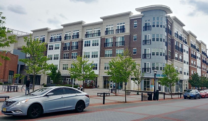 Exterior of the Woodmont Metro Apartments at Metuchen Station, Metuchen, New Jersey