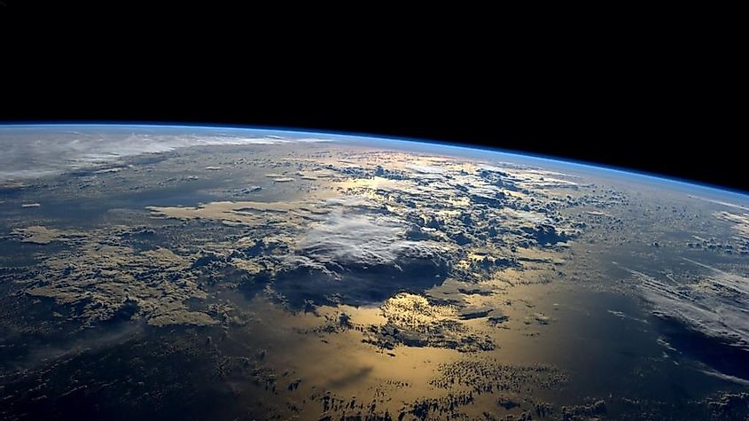 Фотография Земли, опубликованная астронавтом Вейцманом с Международной космической станции, НАСА.