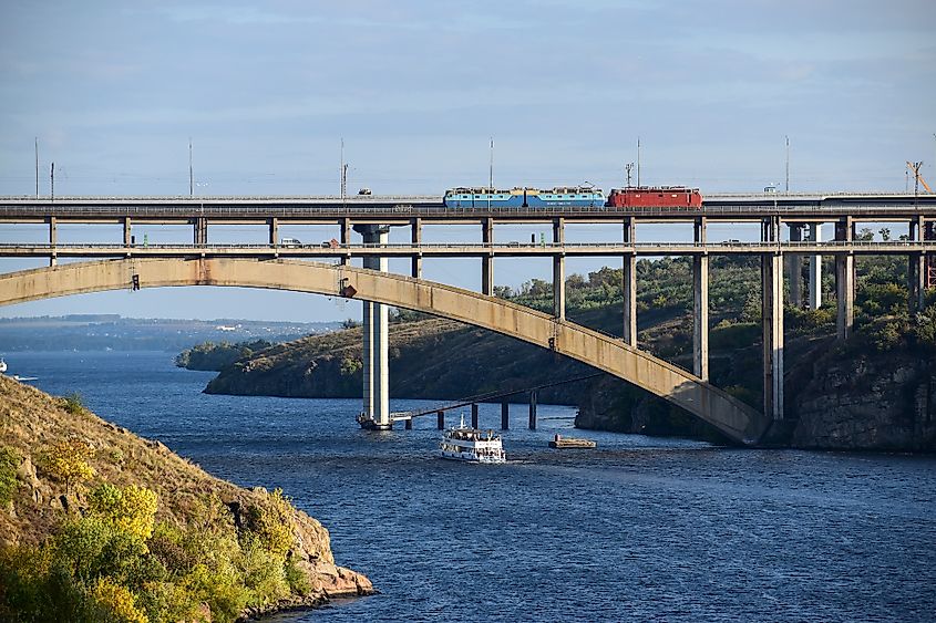 The Preobrazhensky Bridge.