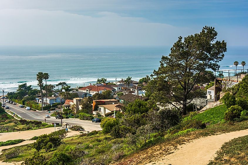 View of Ladera Street and the Pacific Ocean from Sunset Cliffs Natural Park in Point Loma, California.