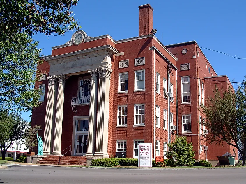 The Grayson County courthouse in Leitchfield, Kentucky.