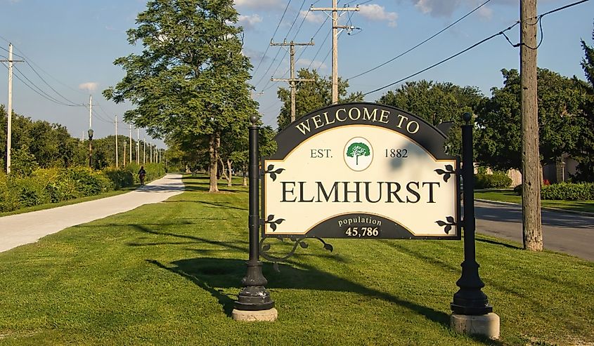 Welcome to Elmhurst sign.