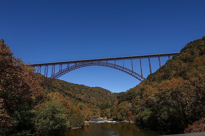New River Gorge Bridge in the fall. Credit: Meghan VanDamme/Shutterstock.com