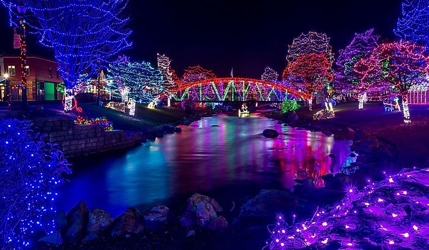 Christmas light show on the Indian Creek park