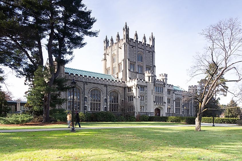 Vassar College's Thompson Library in Poughkeepsie, via Brian Logan Photography / Shutterstock.com