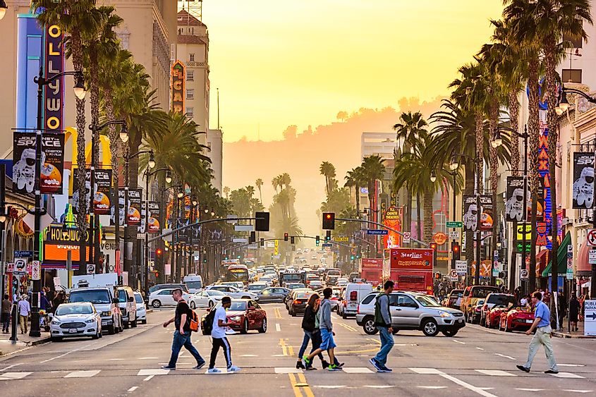 Traffic and pedestrians on Hollywood Boulevard at dusk, via Sean Pavone / Shutterstock.com