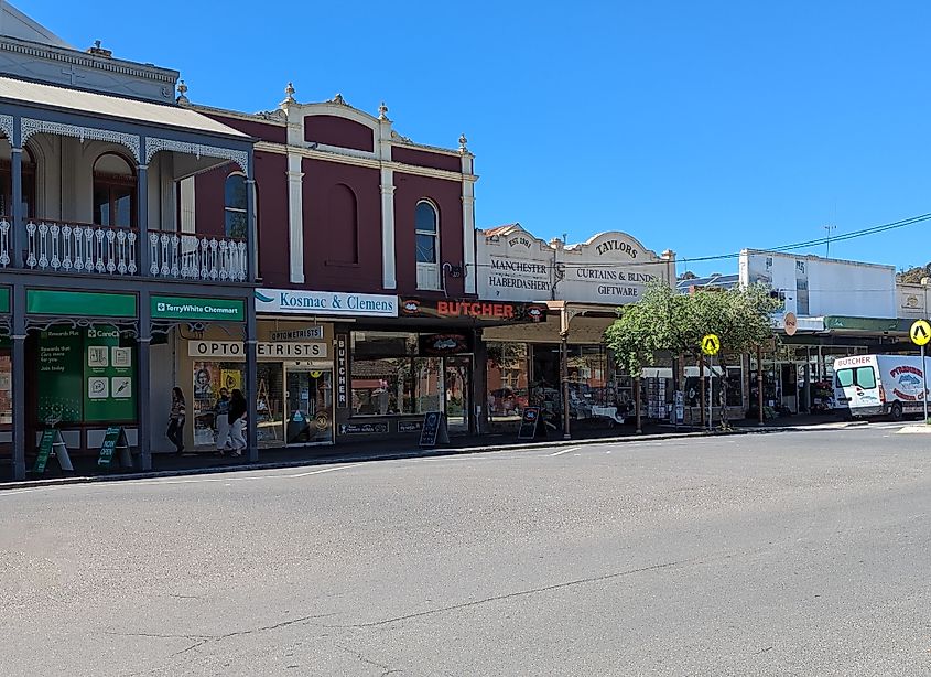 The main street of Castlemaine, Victoria, Australia. Editorial credit: Wozzie / Shutterstock.com