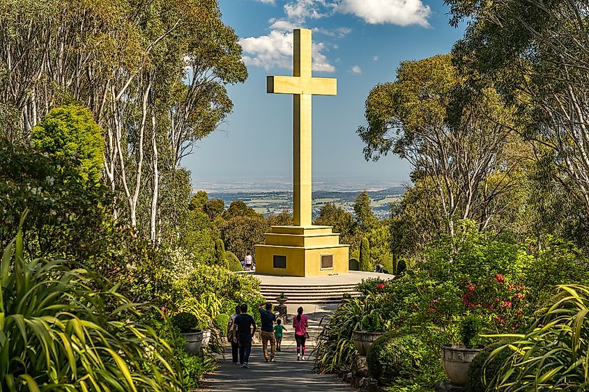 Mount Macedon Memorial Cross