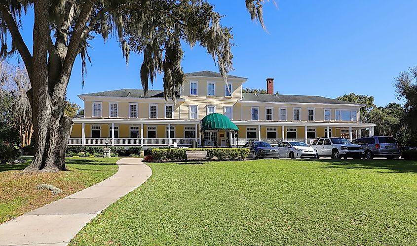 Historic Lakeside Inn overlooking Lake Dora