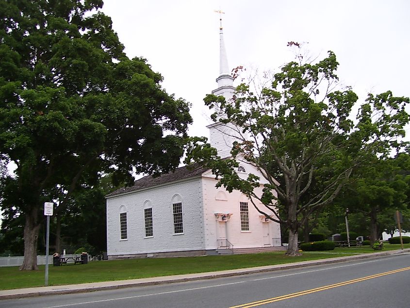 More details Old Congregational Church in North Scituate, Rhode Island