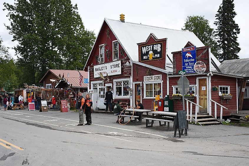 Stores and pub in Talkeetna, Alaska