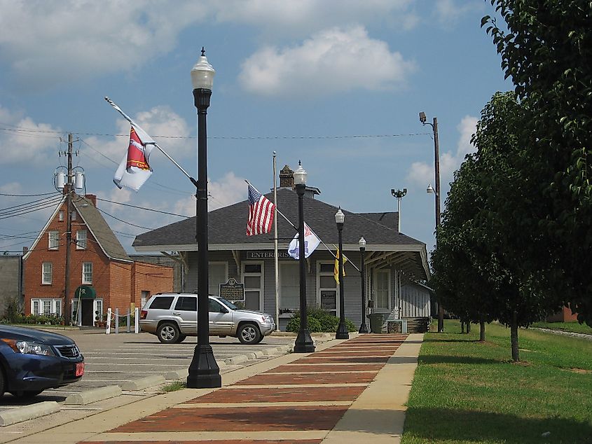 The Depot Museum of downtown en:Enterprise, Alabama 