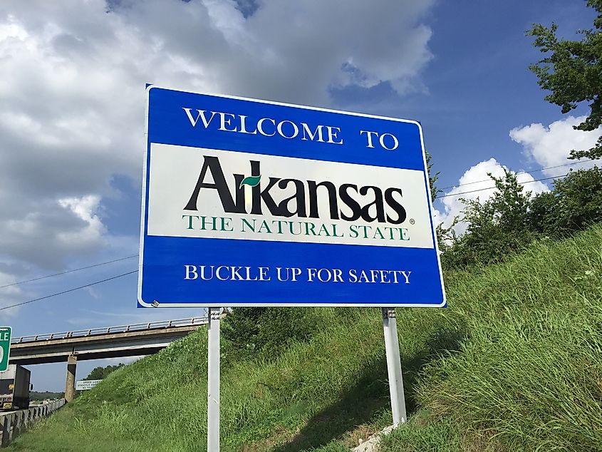 Arkansas welcome sign