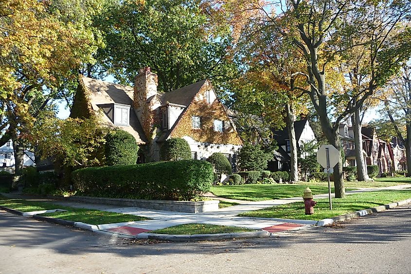 Tree-lined streets and beautiful homes in Sherwood Forest, Detroit, Michigan