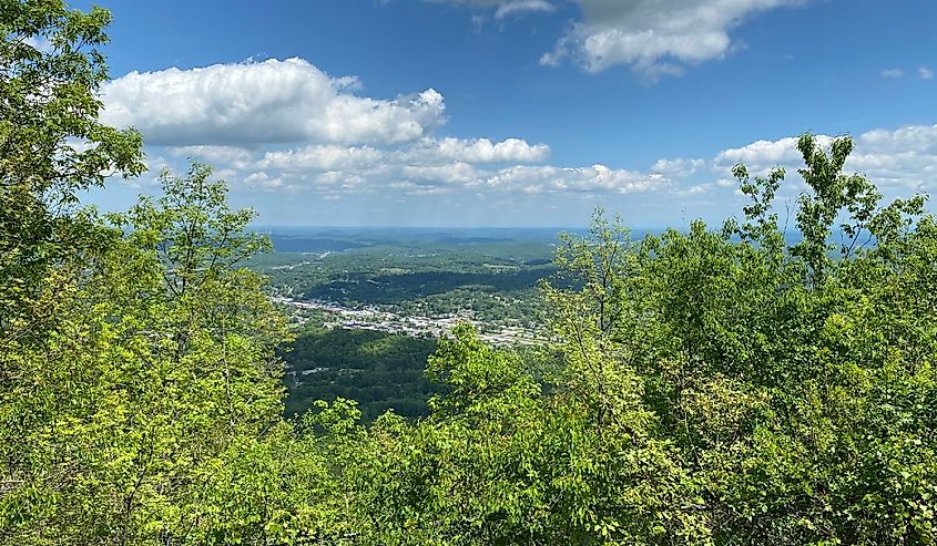 Overlook at Mount Jefferson in Rockwood, Tennessee.