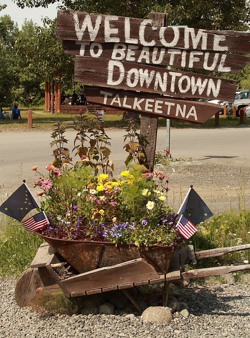 Welcome Sign in downtown Talkeetna.