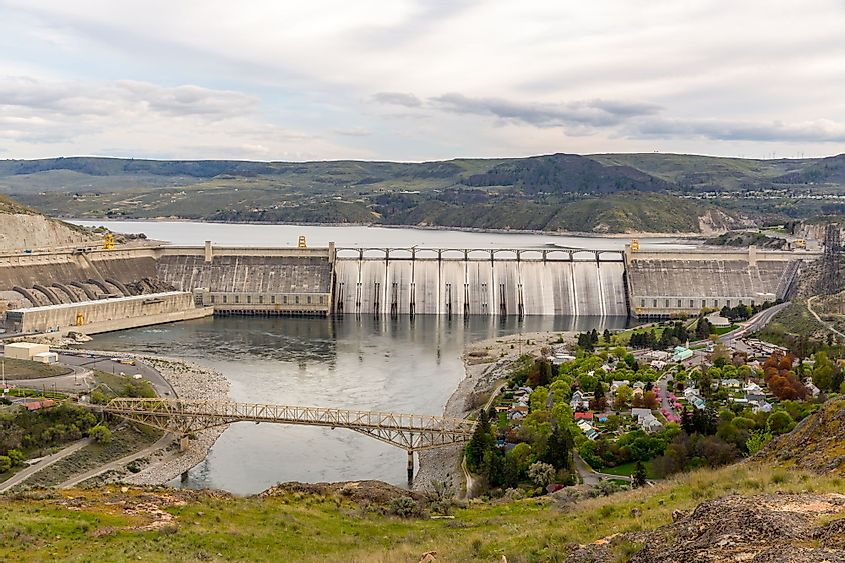 Aerial view of the Grand Coulee Dam, Washington