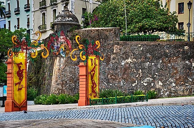 gate old san juan