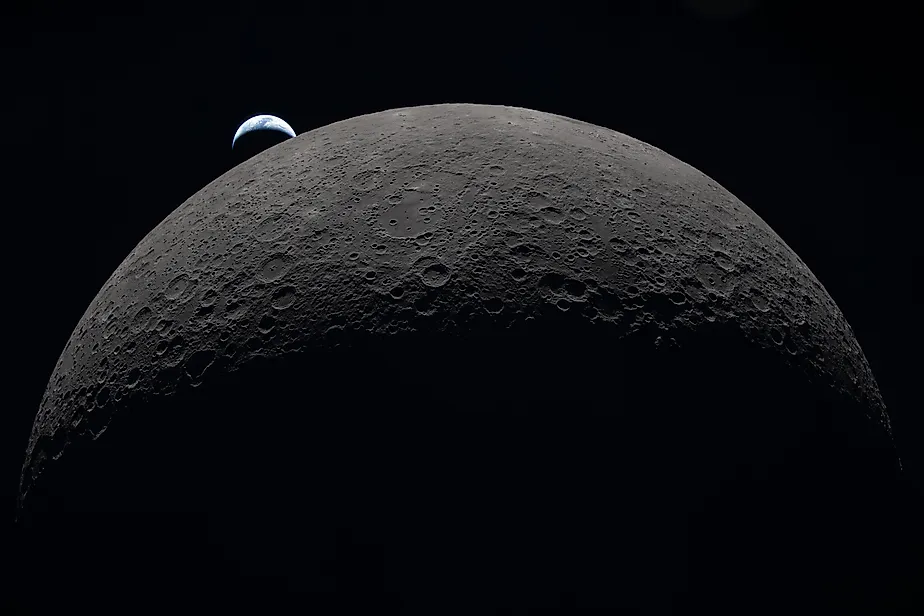 Photo captured by the Artemis II crew during their journey around the far side of the Moon with no stars in sight. 
