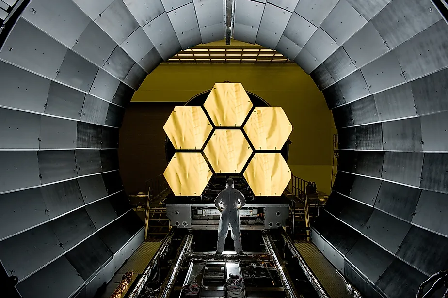 James Webb Primary Mirror (NASA/MSFC/David Higginbotham, Public domain, via Wikimedia Commons)