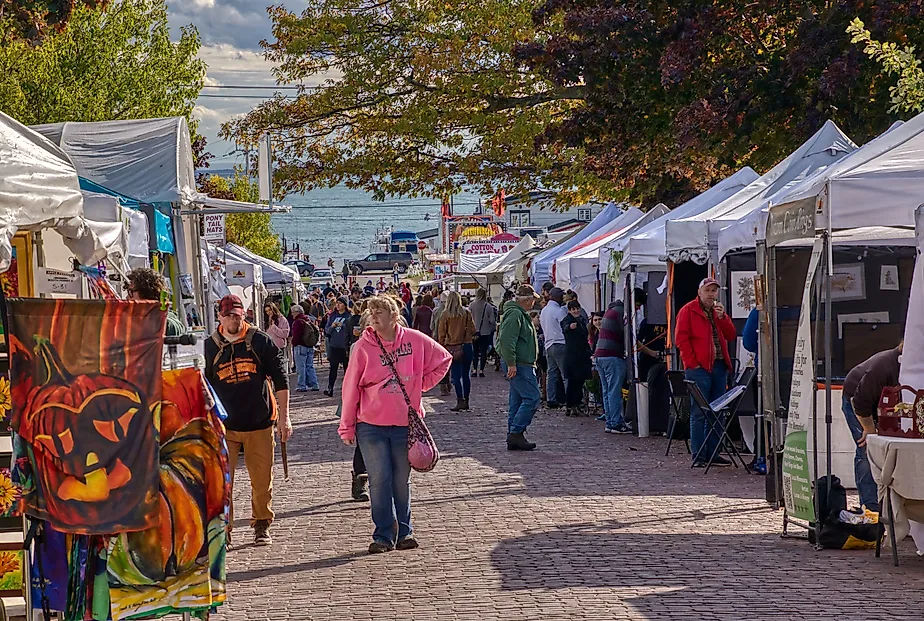 Bayfield, Wisconsin via Jacob Boomsma / Shutterstock.com