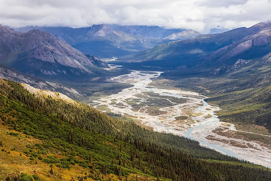 Dazzling landscape of Gates of the Arctic National Park in Alaska.