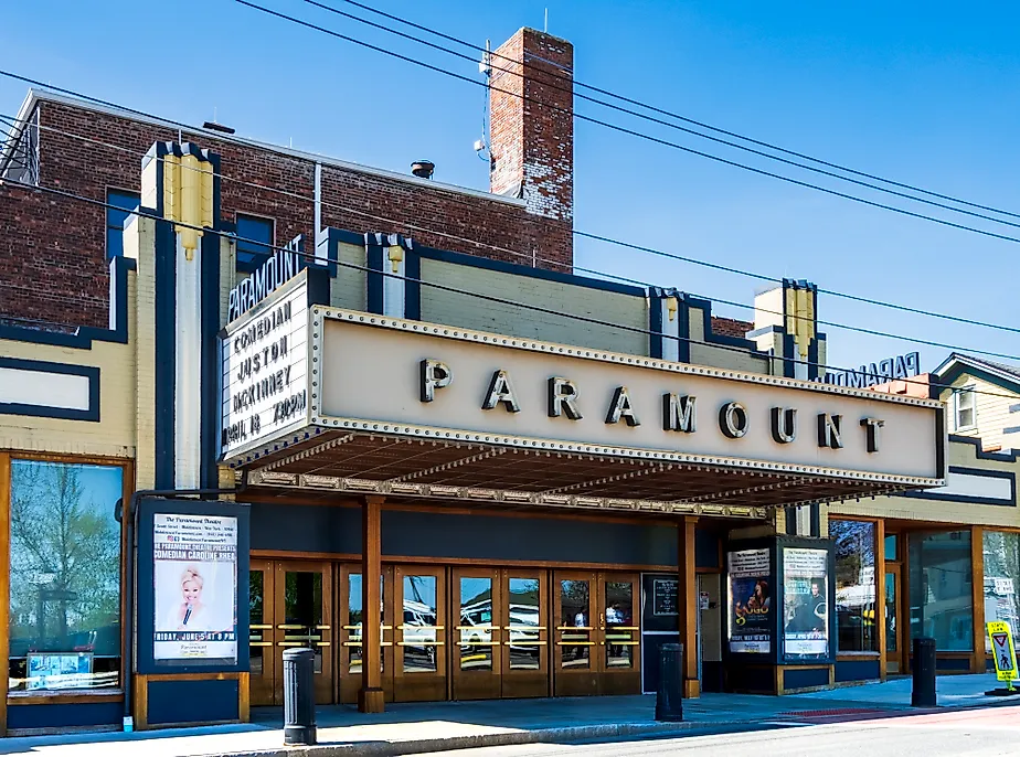 Paramount Theatre's grand marquee in Middletown, NY. Editorial credit: Brian Logan Photography / Shutterstock.com