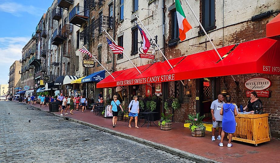 The crate and famous River Street shopping area in downtown historic Savannah, Georgia. Editorial credit: Dennis MacDonald / Shutterstock.com