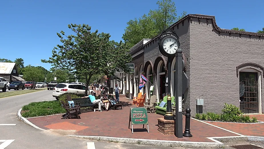 Typical street view of Main Street in Senoia, Georgia. Editorial credit: 4kclips / Shutterstock.com