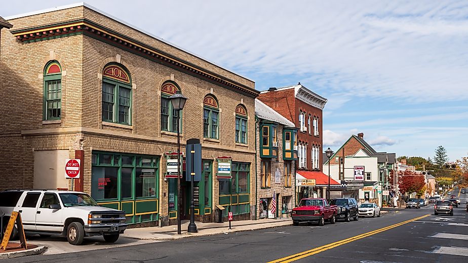 View along Carlisle Street in downtown Gettysburg, Pennsylvania. Editorial credit: woodsnorthphoto / Shutterstock.com