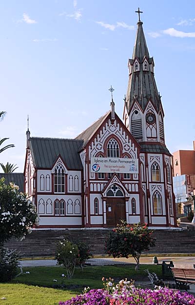 chile, arica, iglesia san marco de arica