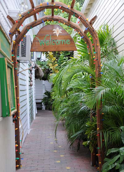 florida, key west, courtyard