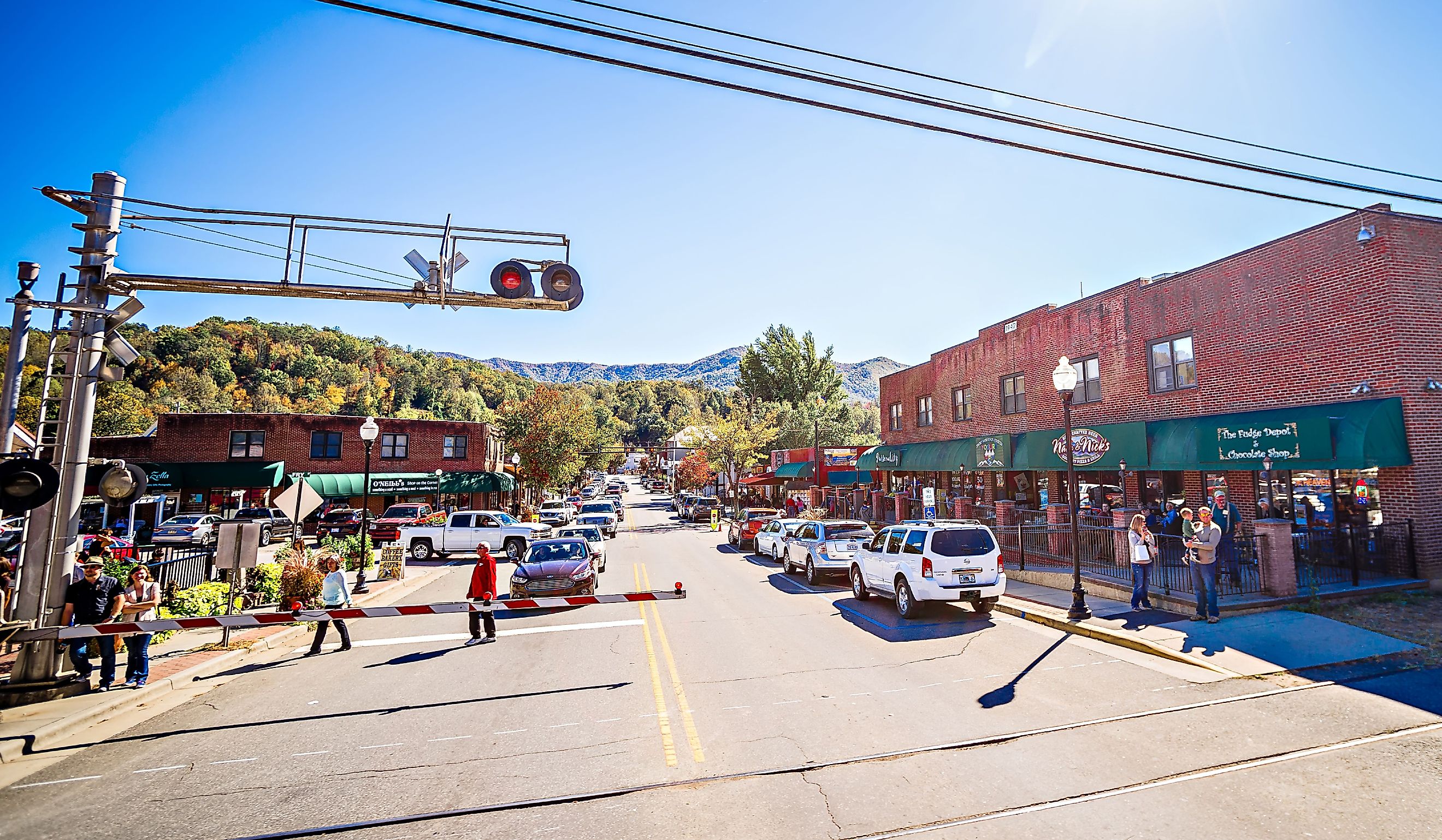 Great Smoky Mountains Train ride city scenes in Bryson city, NC. Via Shutterstock / digidreamgrafix