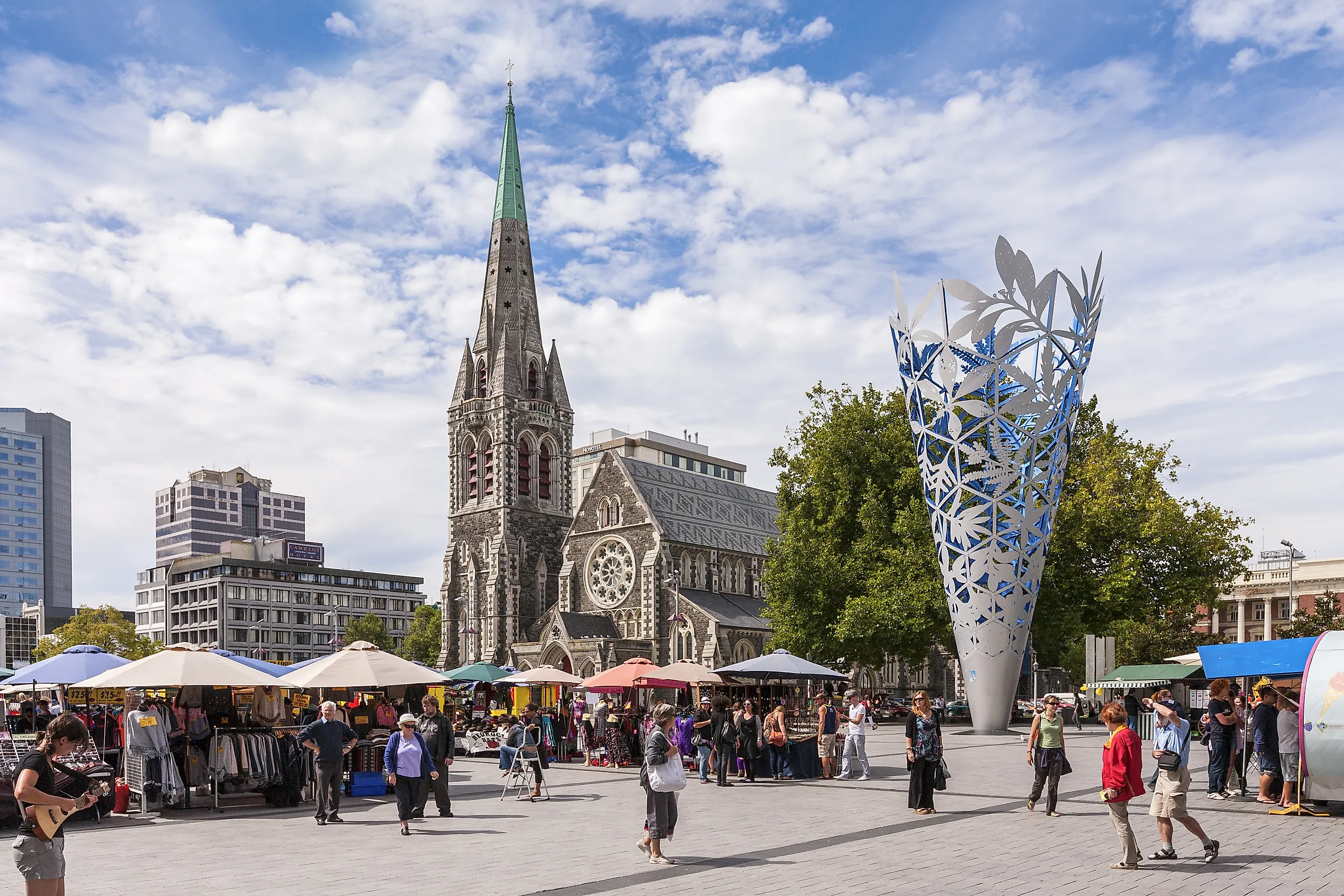 Street market in Cathedral Square, Christchurch, New Zealand. Image Credits: Travellight via Shutterstock