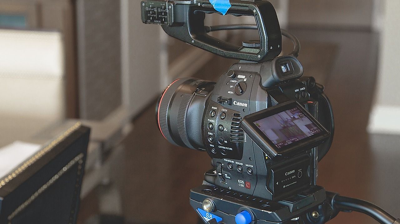 As modern film technologies continue to develop and government subsidies increase, film are beginning to be shot in locations other than the traditional Hollywood setting.