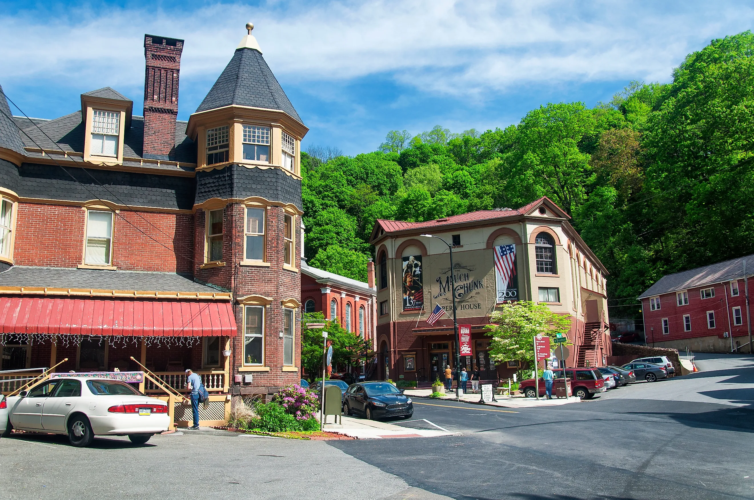 The Mauch Chunk Opera House in historic downtown of Jim Thorpe, Pennsylvania. Image credit: zimmytws / Shutterstock.com.