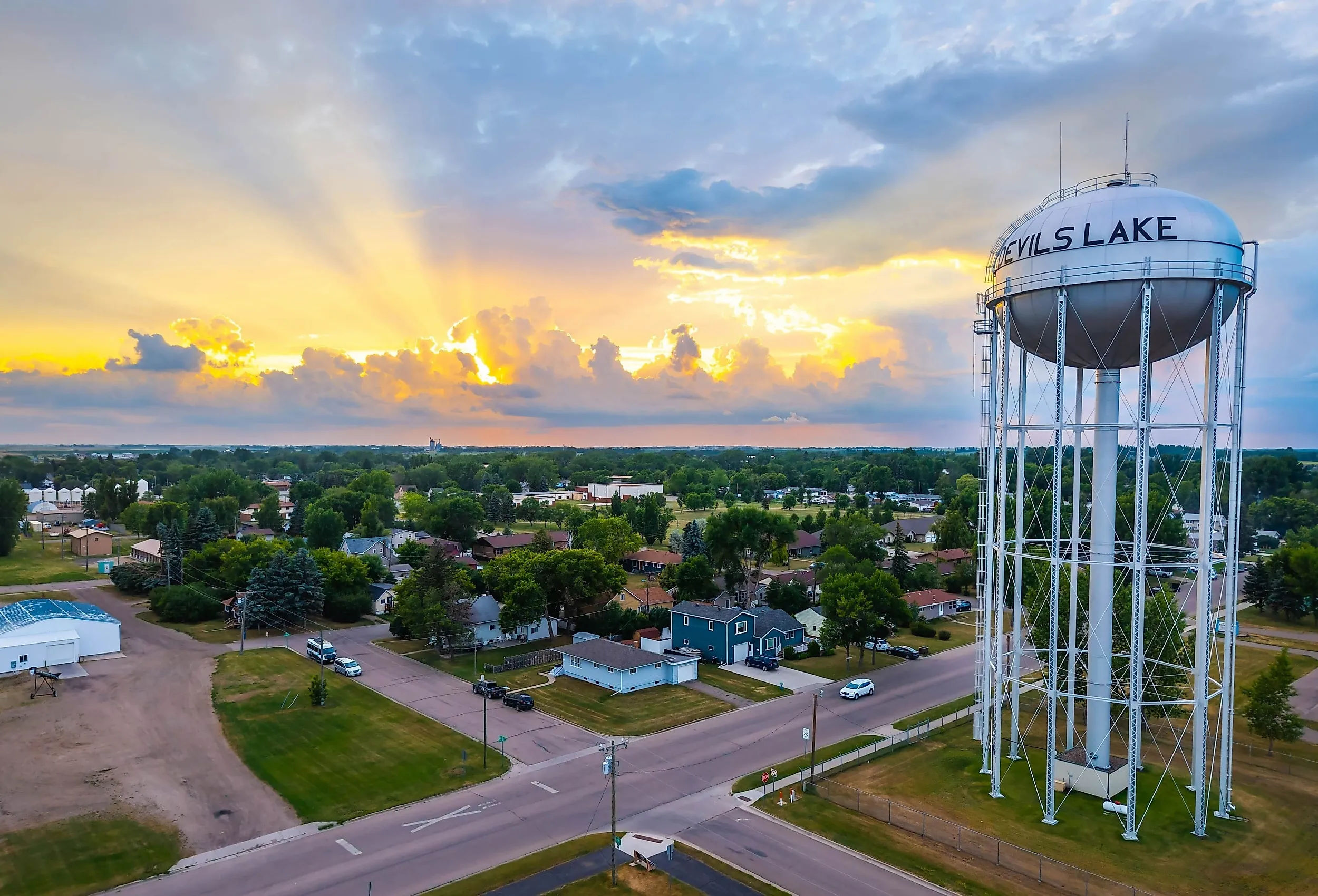 A scenic view of the historic Devils Lake Water Tower, a community landmark in North Dakota.