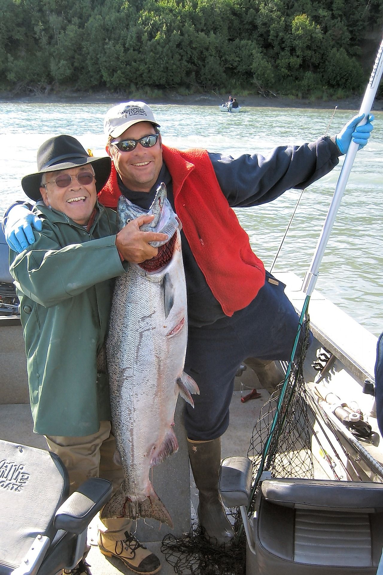 Fishing in Alaska. Image credit: Barbara Jackson from Pixabay