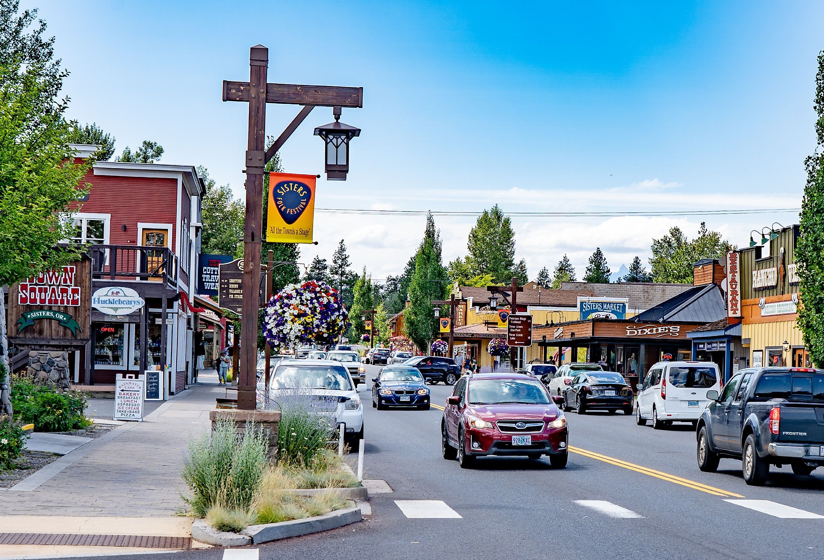 Looking down the main street in downtown, Sisters, Oregon in summer. Image credit Bob Pool via Shutterstock