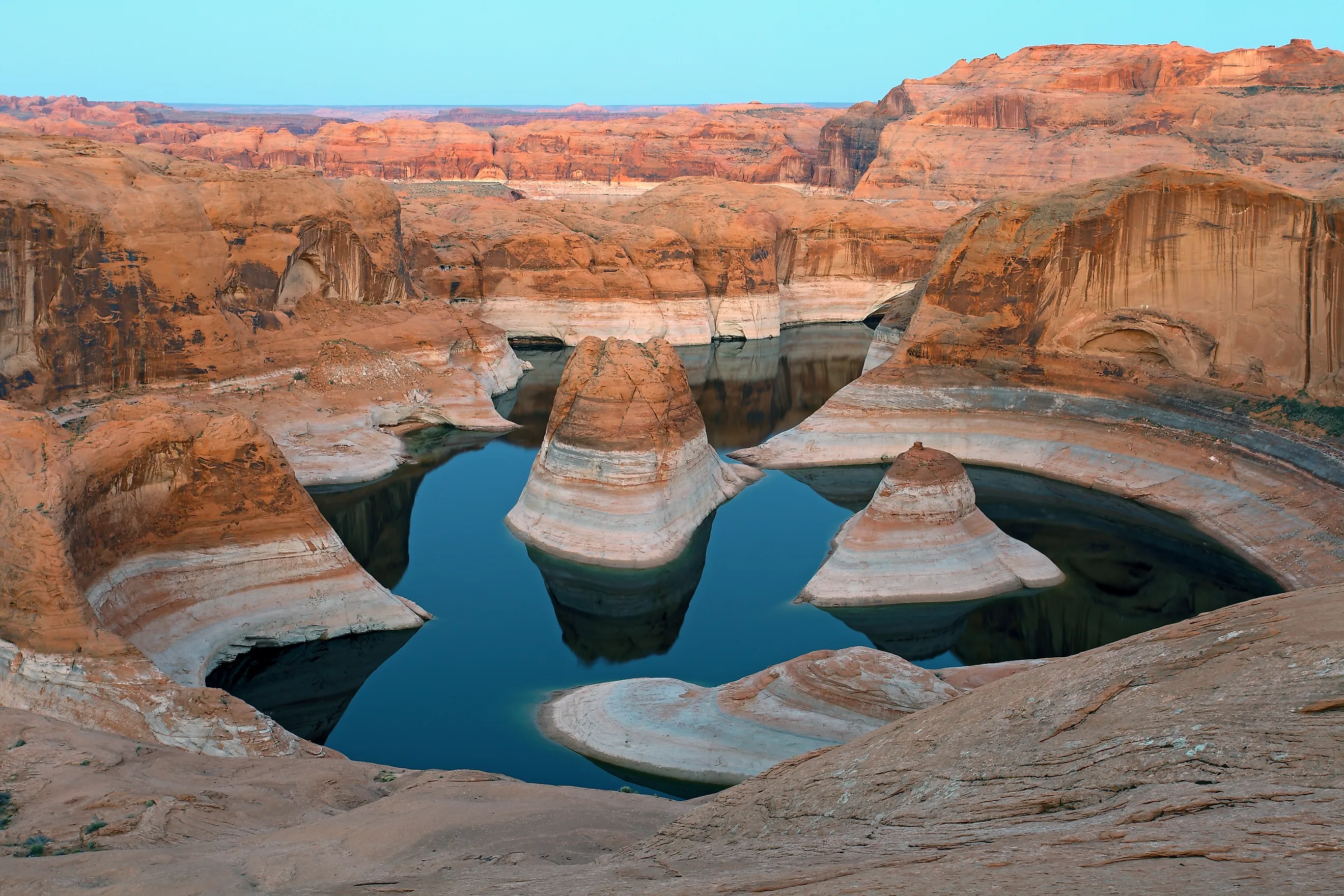 Reflection Canyon at sunset, Lake Powell, Glen Canyon National Recreation Area, Utah
