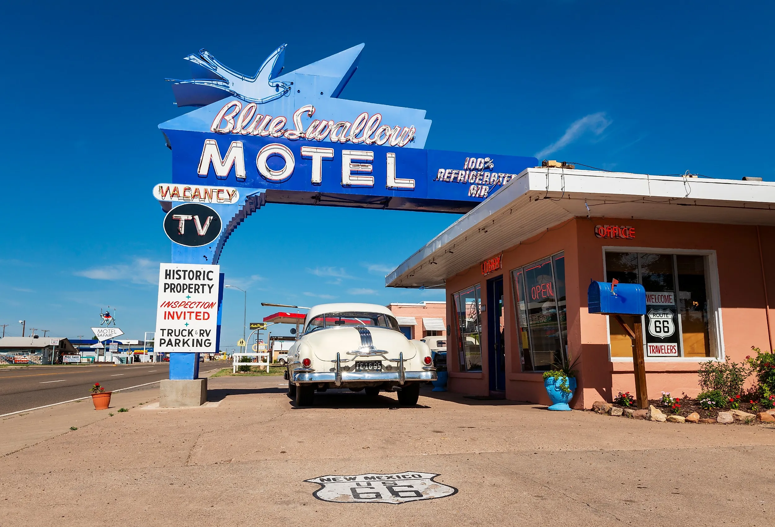 Blue Swallow Motel, along the US Route 66, in Tucumcari, New Mexico. Image credit TLF Images via Shutterstock