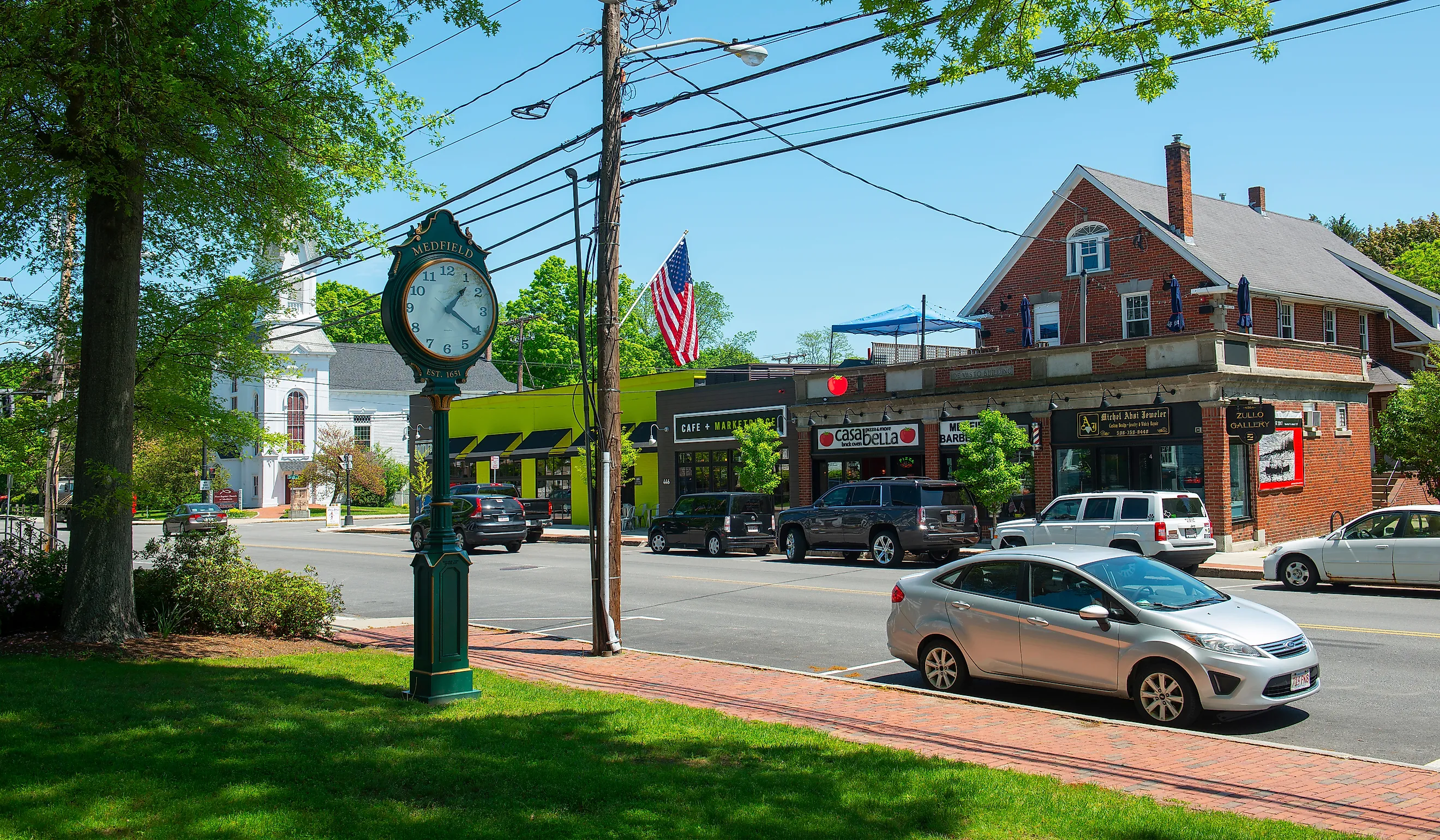 The Main Street in Medfield, Massachusetts. Editorial credit: Wangkun Jia / Shutterstock.com.