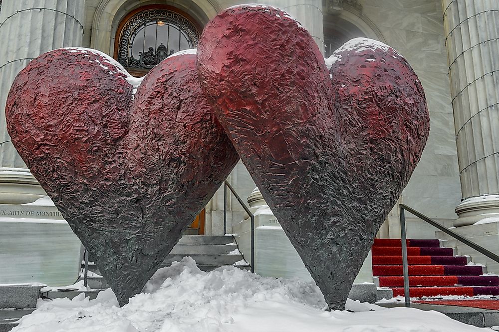 Editorial credit: BakerJarvis / Shutterstock.com. The sculpture "Twin 6' Hearts" is an example of neo-Dada art, which has its roots in conceptualism.