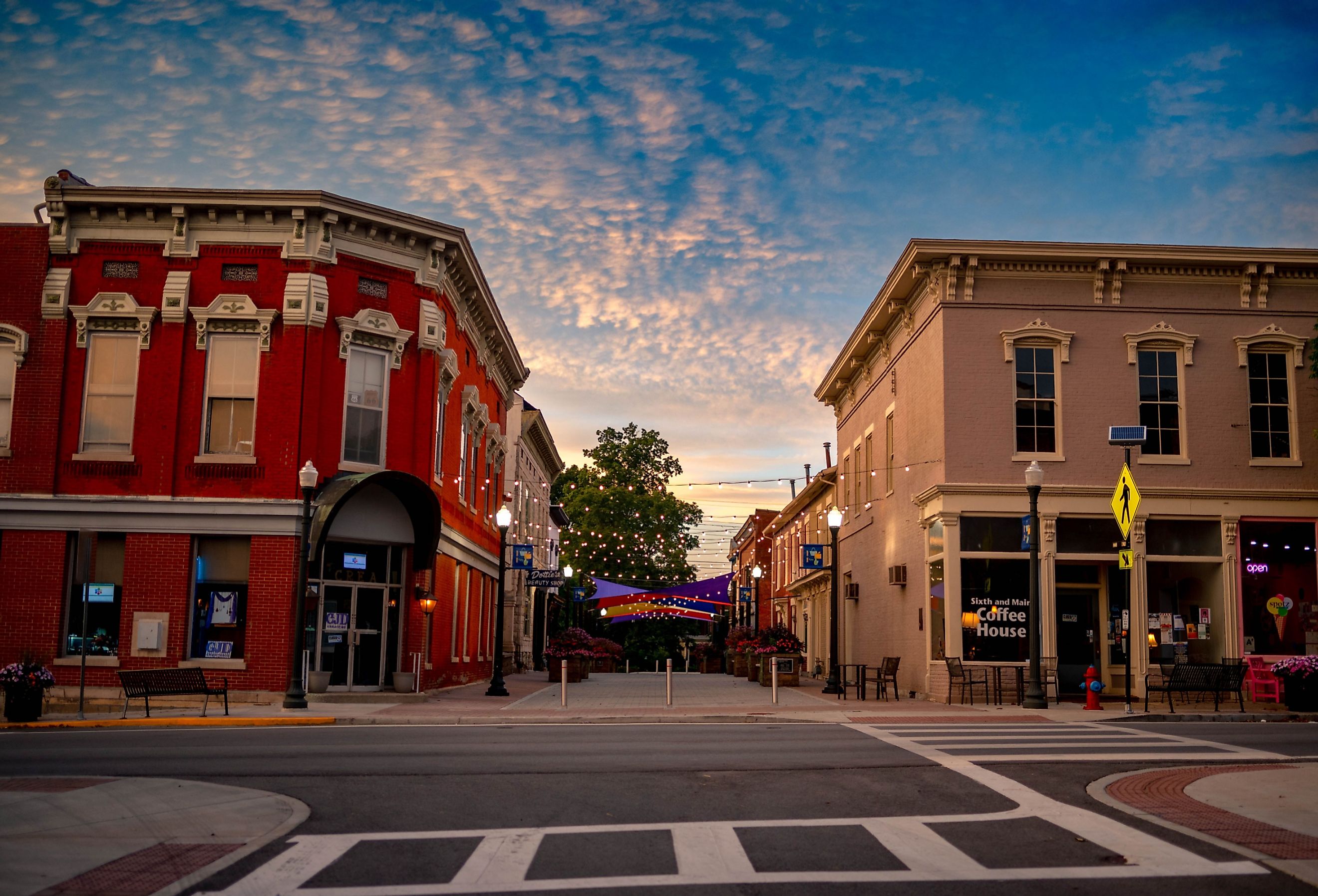 Downtown Shelbyville, Kentucky, Sixth Street is in the heart of the Historic District. Image credit Blue Meta via Shutterstock